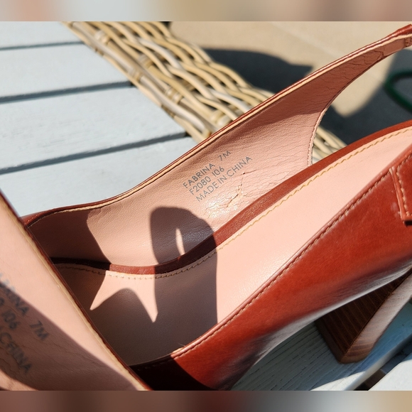 CALVIN KLEIN Fabrina calf cognac color wooden heels in size 7 - Picture 6 of 13